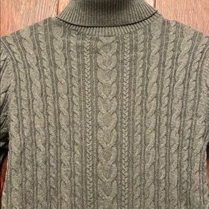 Thermal turtle neck NWT